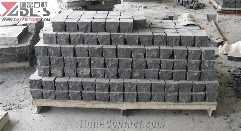 China Zhangpu Black Basalt Cube Stone All Size Natural Spilt Paving Sets Cube Stone Paver Walkway Paver,Natural Split Zhangpu Black Grey Basalt Paving Stone, Outside Stone Landscaping Outdoor Plaza