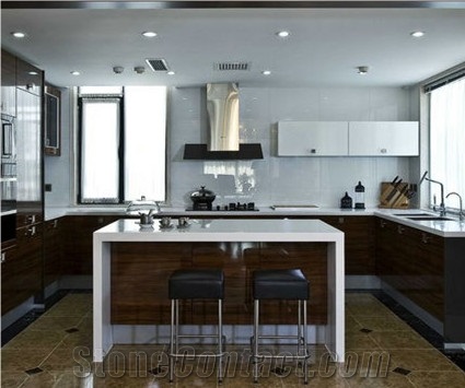 Engineered Quartz Kitchen Countertops