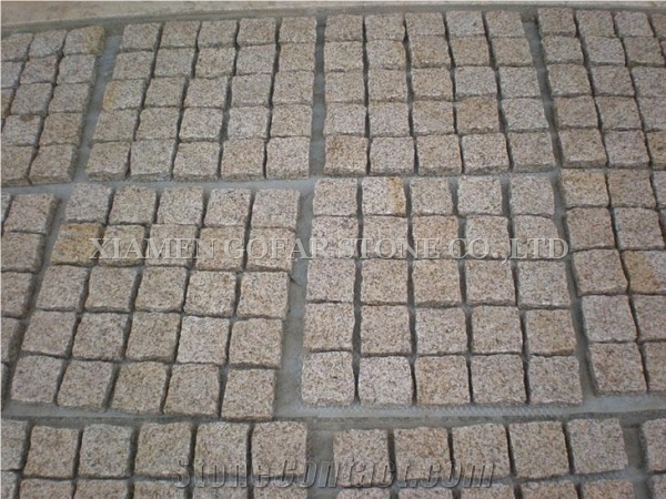 Factory Price G682 Yellow Road Pavers,Padang Giallo Rust Granite Cube Stone & Brick Pavers Stones,Driveway Paving Sets on Mesh,Landscaping Stone