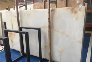 White Backlit Onyx Slabs Pattern Of Wall Tiles