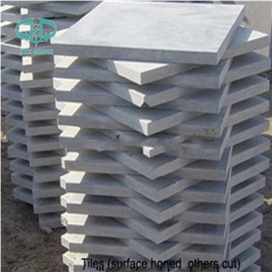 China Grey Blue Stone Honed Tiles for Landscape Step and Garden Paving