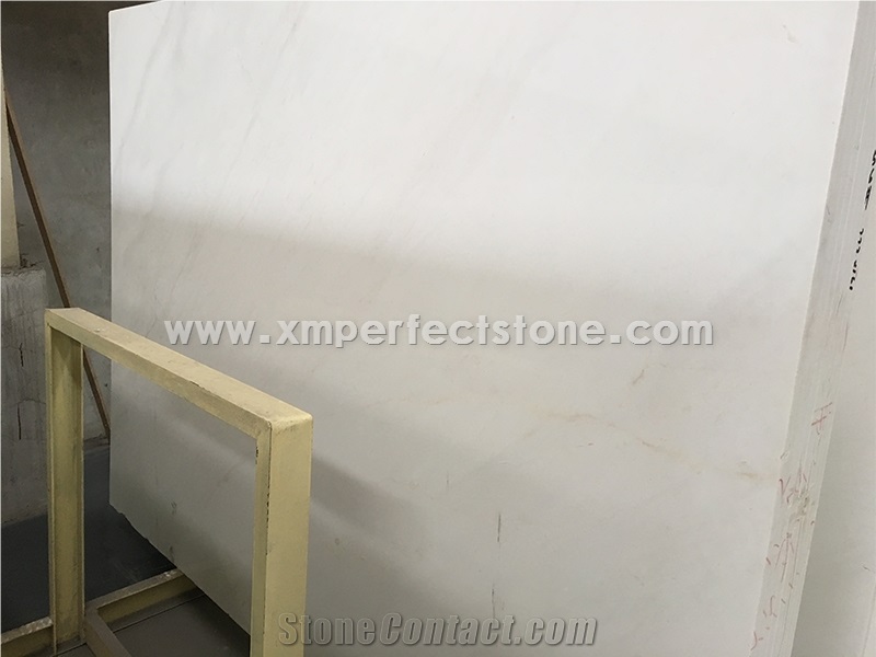 New Chinese Ariston White Marble Slabs 1.8 cm / Super White Slab Price / Pure White Stone / China Snow White Marble / Marble Wall Cladding Thickness 18 mm / Basement Bar Ideas