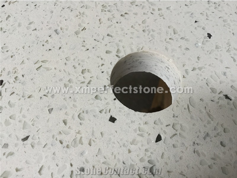 Quartz Surface/Manmade Stone/Calacatta Vagli Quartz Countertops/ Kitchen Island