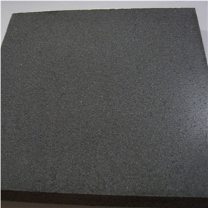 Honed China Lava Stone Hainan Black Basalt Stone Floor Tile