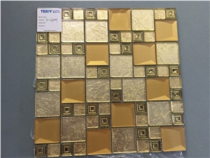 Golden Color Glass Mosaic, Metal Mosaic Tile Popular in the Moment Market, China Glass Mosaic for Bathroom