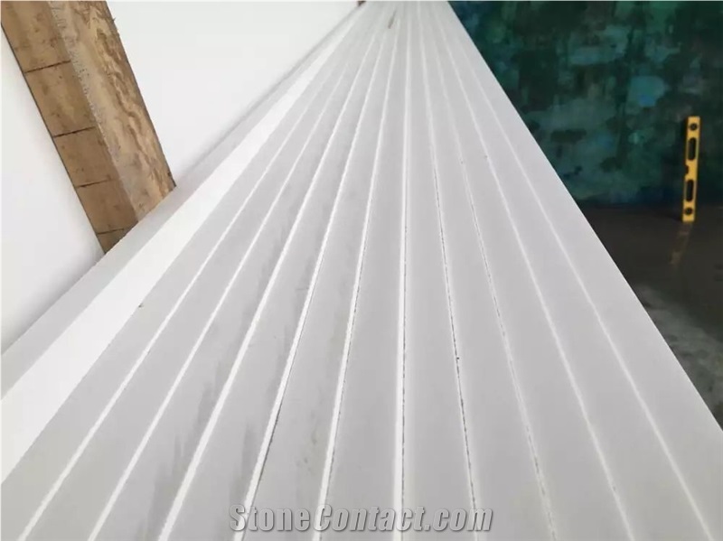 Calacatta White Marble Look Quartz Stone Solid Surfaces Polished Slabs Tiles Engineered Stone Artificial Stone Slabs for Hotel Kitchen,Bathroom Backsplash Walling Panel Customized Edge