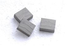 Multi Blade Stone Cutting Diamond Segment Used in Granite Sandstone Basalt Andesite Diamond Saw Blades