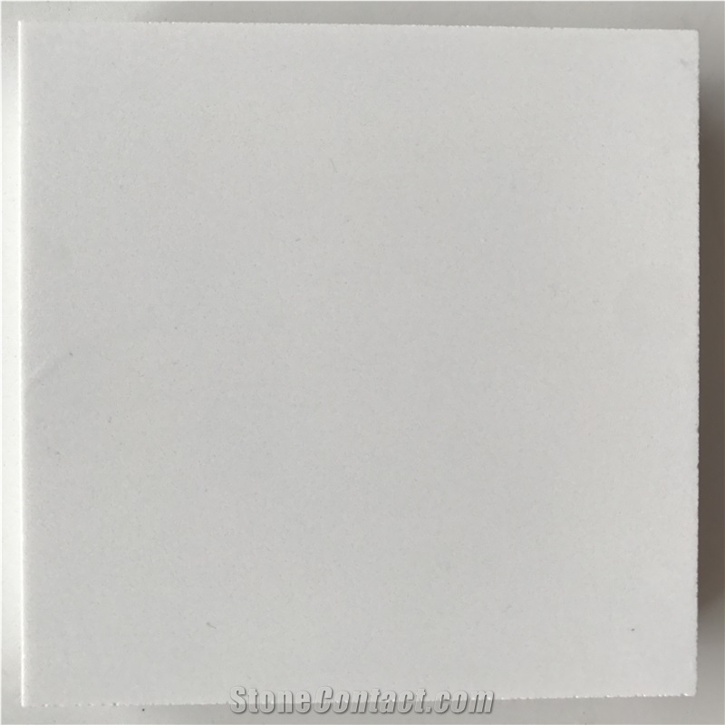 Engineered/Artificial Quartz Stone Super White Marble Look Solid Surface Polished Slab for Tile Wall Panel Countertop Kitchen Bathroom Vanity
