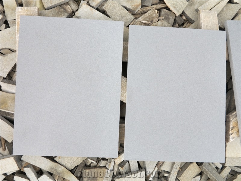 Grey Lavastone/Gray Andesite/Hainan Grey Basalt Honed Tiles for Floor