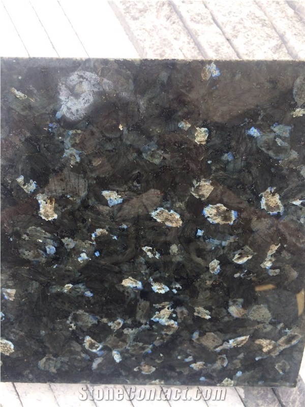 Emarald Pearl Granite Slabs & Tiles