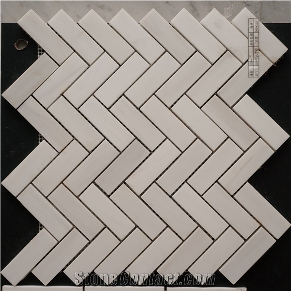 Carrara Bianco 1x3 Herringbone Marble Mosaic White Carrara Bianco 1x3 Herringbone Marble