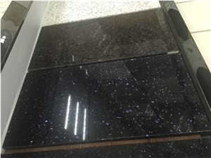 Hot Sale Black Quartz Stone Solid Surfaces with Blue Dot Polished Slabs & Tiles Engineered Stone Artificial Stone Slabs for Counter Top Cr5015