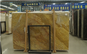 China Seattle Gold Marble Big Slabs For Floor Covering