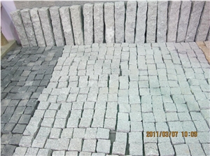 G682 China Yellow Flamed Granite Paving,Cube Stone Paving Sets,Floor Covering,Garden Stepping Pavements,Walkway Pavers,Courtyard Road Pavers,Exterior