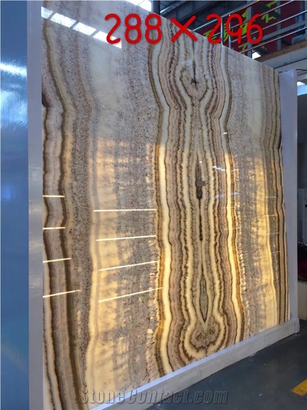 Bookmatched Backlit Translucent Wooden Onyx Slabs Covering Pattern/Onyx Wall Tiles/Onyx Stone Flooring