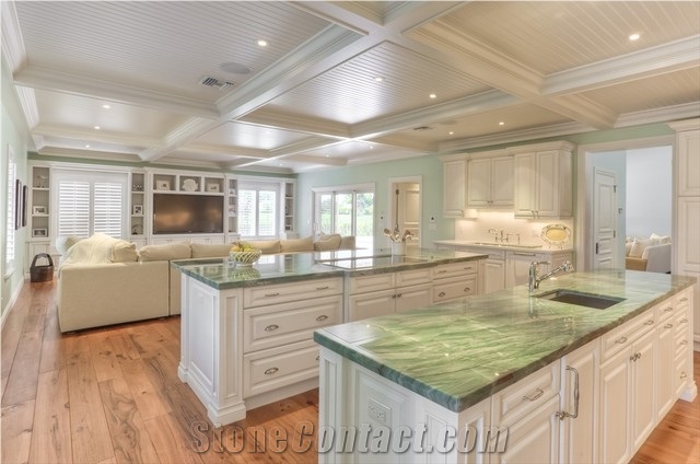 Verde Smeralda Quartzite Kitchen Countertop