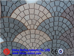 Beige Granite Cubestone Paving Stes, China Beige Granite Cobble Stone for Paving Outside in Mesh