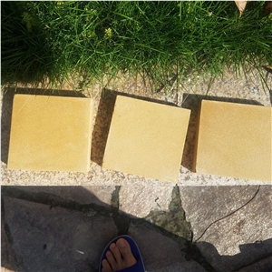 Honed Yellow Sandstone for Flooring Tiles
