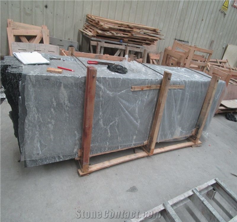 China Snow in Black Granite Natural Polished Floor Covering/Wall Covering/Granite Skirting/Wall Stone/Bulding Stone /Paving Stone for Decoration
