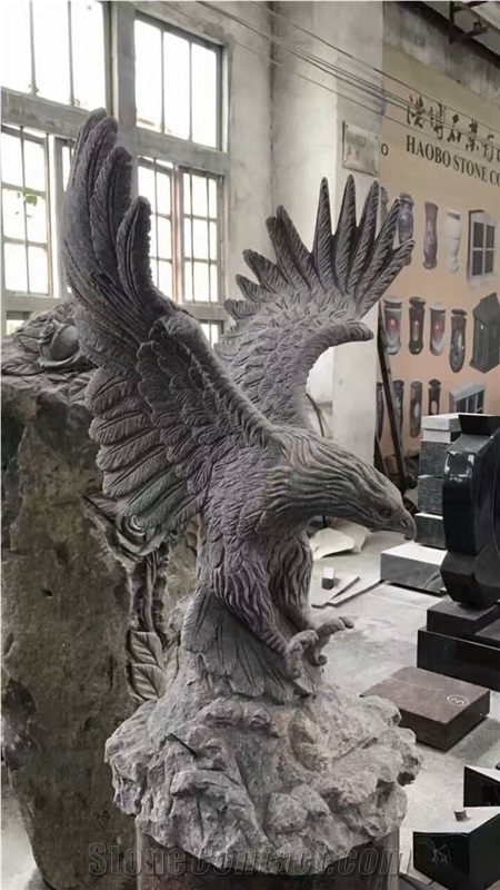 Chinese Dark Grey Granite Eagle Carving Staute, Stone Animal Sculpture, Handcarved Birds Statue