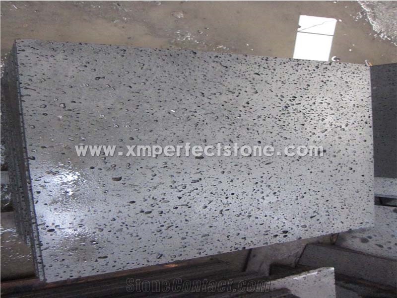 Moon Surface Basalt/China Lava Stone/Hainan Grey Basalt Tiles with 15mm Thickness
