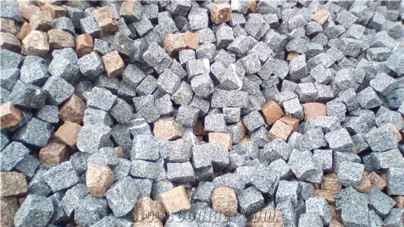Brown Granite Cobblestones (Machine-Split)