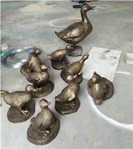China Made Inexpensive Fibreglass Customized Sculpture