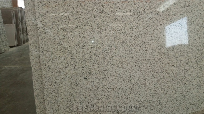 Saudi Bianco Granite Tiles & Slabs
