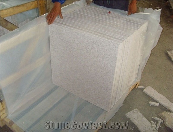 Discount China Pearl White Granite Tiles Slabs Panel Cut for Granite Wall Covering Floor Covering Granite French Pattern Interior Exterior Gofar