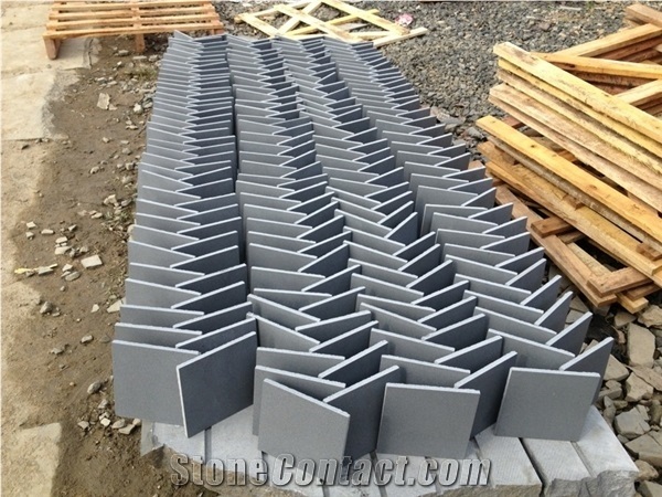 Honed High Quality China Bluestone Tiles Slabs Panel for Exterior Blue Stone Covering Floor Tiles Wall Ties Blue Stone Versailles Pattern Gofar