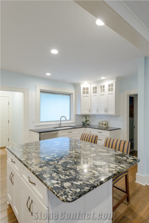 Golden Marinace - Silver Pearl Granite Kitchen Countertops