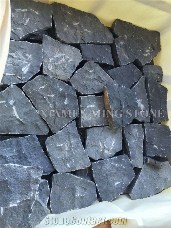 Zhangpu Black Basalt Irregular Basalt Split Face Cube Stone Pavers,Cobble Exterior Stone Garden Floor Paving