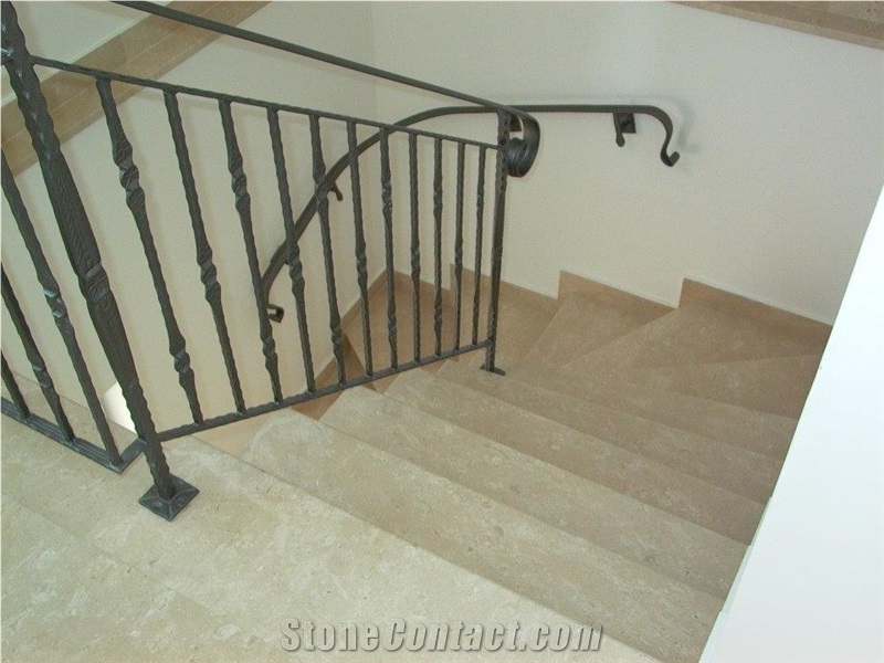 Calix Limestone Staircase