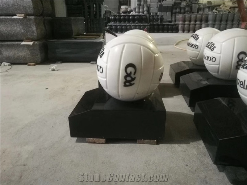 China Marble Sculptures Football Handicrafts Stone Carvings