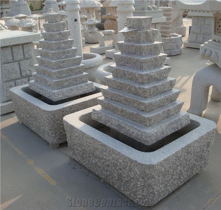 Chinese Granite Garden Fountains Stone Carvings Life Size Sculptures