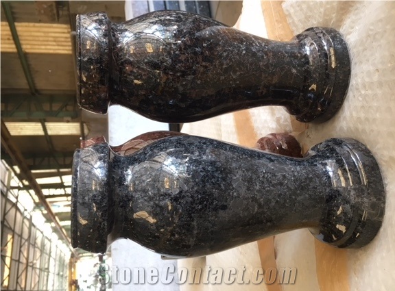 Rouded Granite Vases, Monumental Vases