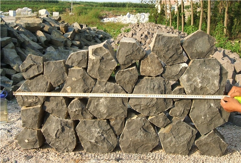 Natural Basalt Stone Pillar, Garden Stone Factory Price, Garden Pillar