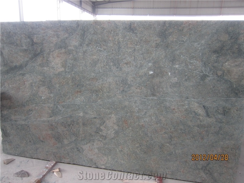 China Green Granite Slab Available 2cm & 3cm for Exterior Decoration