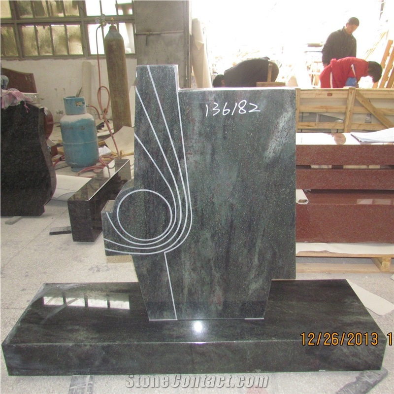 Special Shape Tropical Green Granite Memorial Monument with Engraving