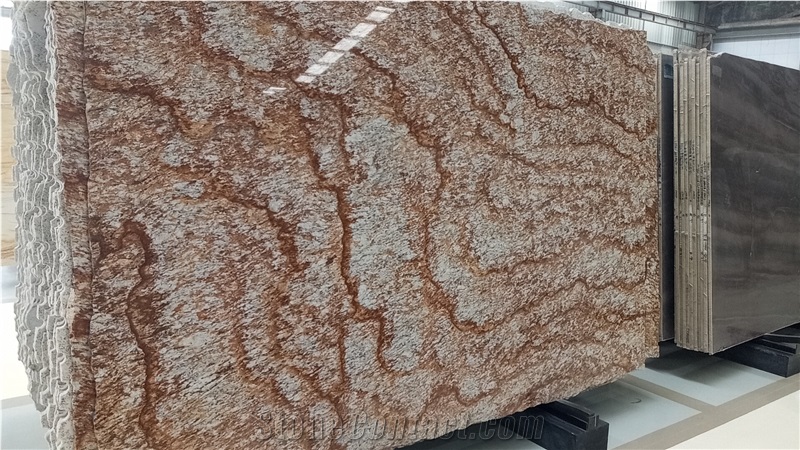 Verniz Tropical Granite Gangsaw Kitchen Slab