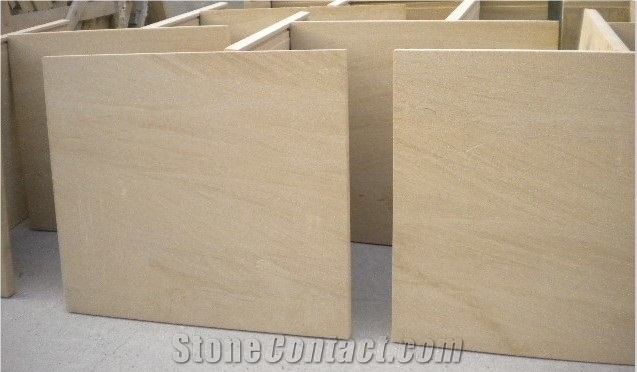China Yellow Wooden Vein Sandstone Flooring Tiles