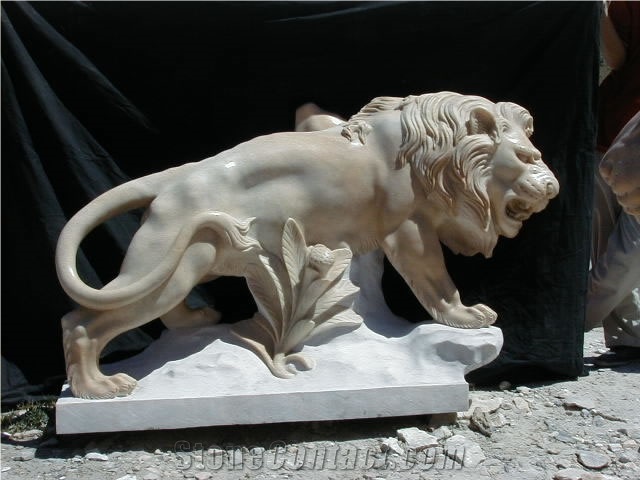 Lion Statue  Animal Sculpture