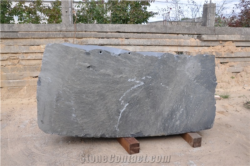 Gabbro Diabase Karelia Black Granite Blocks