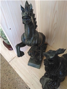 Green Jade Animal Carving and Statue Handcrafts