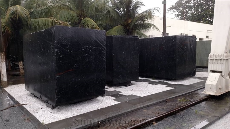 Porto Rosa Granite Blocks