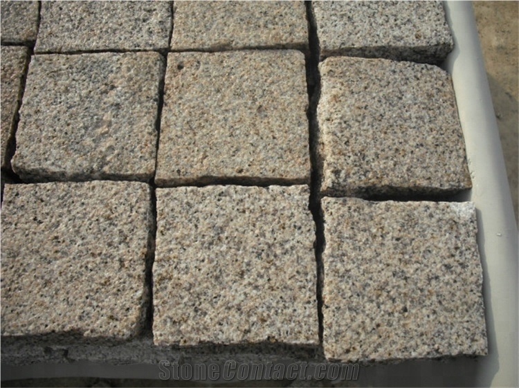 China Yellow Giallo Rust Granite Cube Stone Pavers