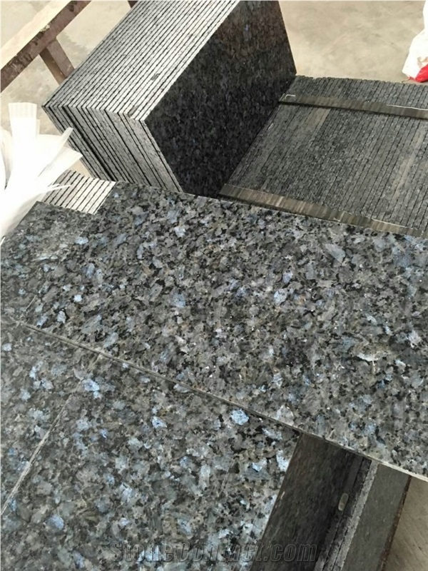 Labrador Blue Pearl Medio Granite Tile