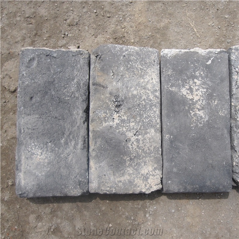 Old Reclaimed Grey Clay Brick for Decoration