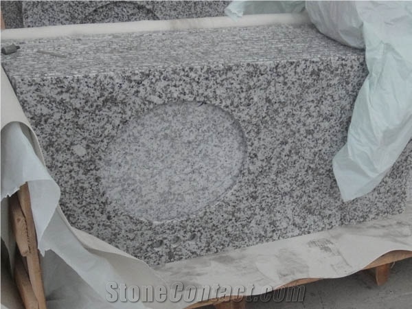 G439 Big Flower White Granite Kitchen Countertops