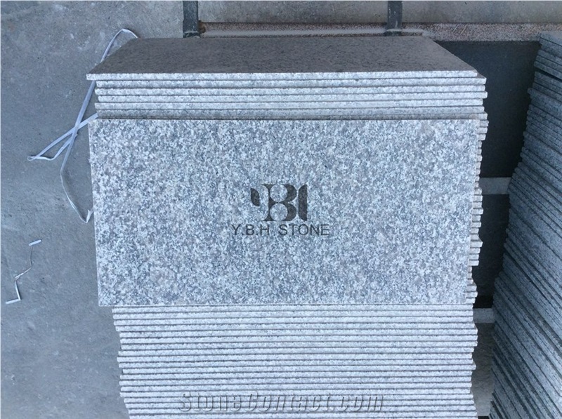 China New G623 Granite/ Flamed Tiles for Flooring
